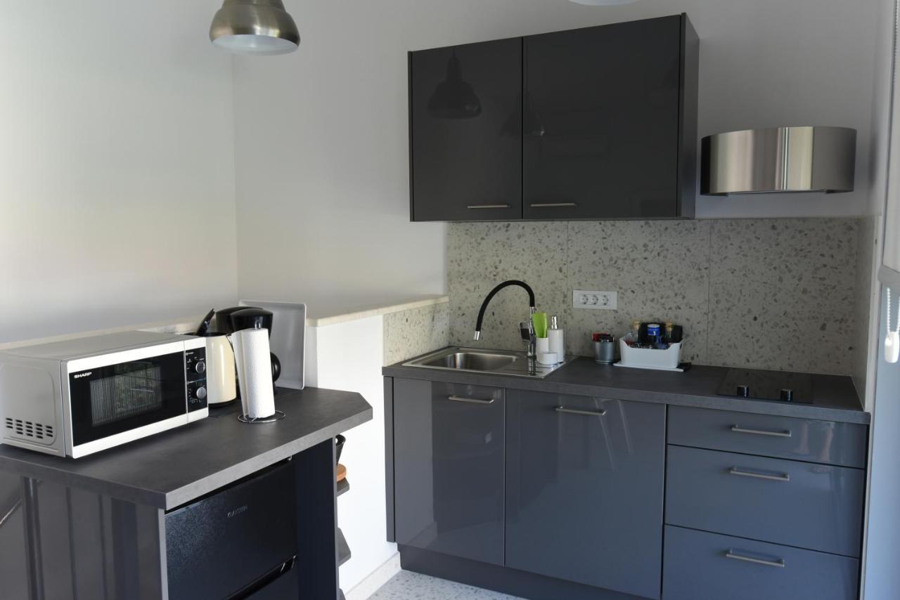 Buric House - Apartments Klasik And Studio Mini 로비니 외부 사진